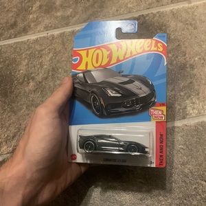 Corvette C7 Z06 / Then And Now / Hot Wheels 2023